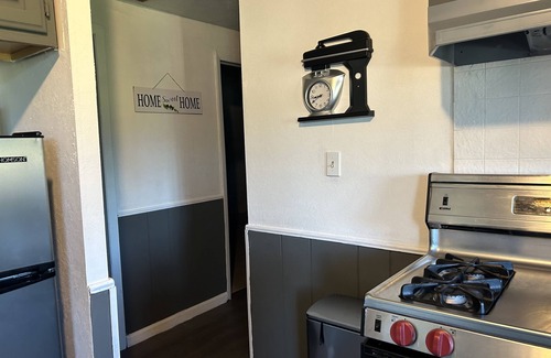 North Randall Casa | Warrensville Hts. Welcome Inn 2 bedrooms 1sofa bed