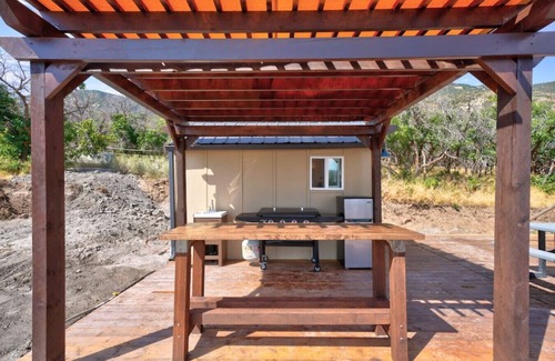 Mount Pleasant Alquiler De RV | Warrior's Lodge · Glamping Teepee Mtn Escape King Bed & Private Bath