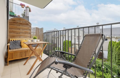 Bialoleka Apartamento | Warsaw Apartment With Parking by Renters