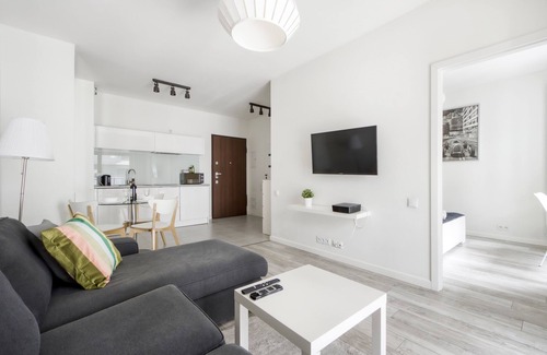 Mirow Apartamento | Warsaw Night Apartments MennicaResidence