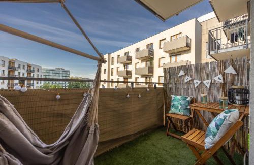 Powazki Apartamento | Warsaw Wola Apartment - Parking, Balcony, Workdesk - by Rentujemy