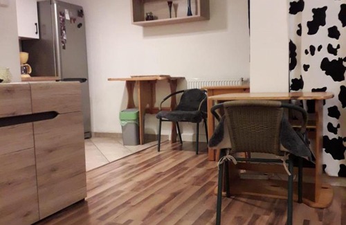 Bialoleka Apartamento | Warszawa Choszczówka - mieszkanie przy lesie
