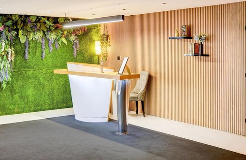 Hanmer Apartamento | Warwickshire Park Hotel Kenilworth by Belvilla