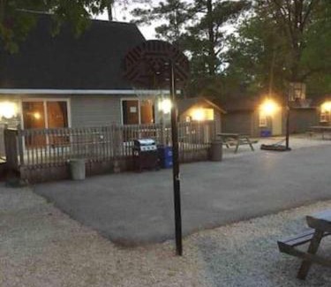 Wasaga Beach Casa | Wasaga Beach Loft 4