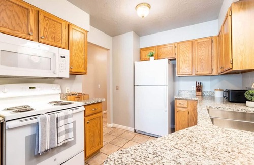 Cottonwood Heights Villa | Wasatch Grove - Prvt Hot Tub, Close to Resorts!