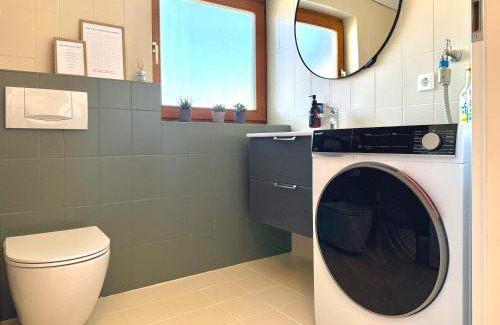 Illertissen Apartamento | Waschmaschine - Parkplatz - A7 Nähe - Bahnhof Nähe
