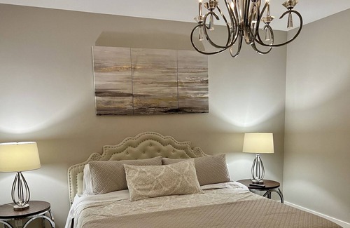 Washington Park West Casa | Wash Park High End Urban Experience-Entire Home