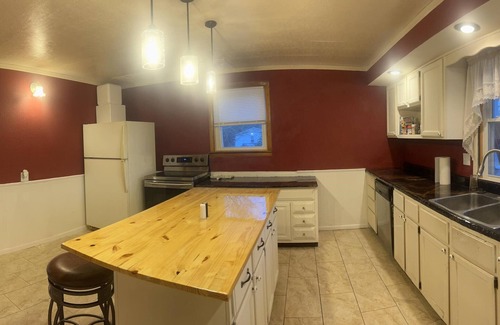 Washburn Casa | Washburn Victorian Suite