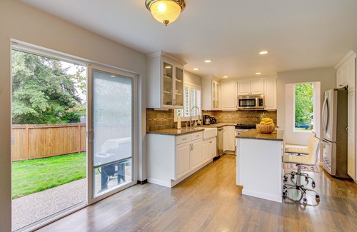 Marysville Casa | Washington Retreat w/ Yard - Near Seattle!