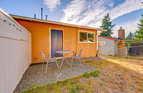 Des Moines Apartamento | Washington Vacation Rental Near Seattle and Tacoma
