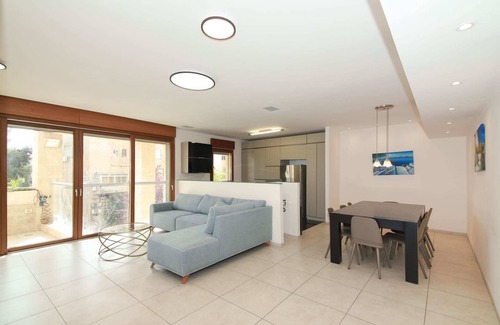 Mamilla Apartamento | Washington XII - Three Bedroom Apartment, Sleeps 7