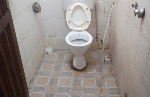 Isiolo Casa | Waso Central Emporium Lodge