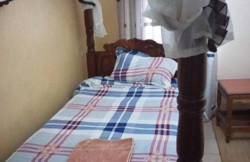 Isiolo Casa | Waso Central Emporium Lodge
