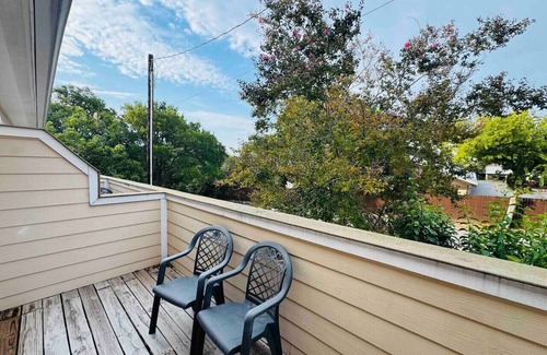 New Braunfels Apartamento | Wasser Lodge #206 | Sleeps 4 | Comal Riverfront