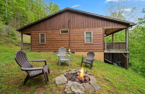 Sugar Grove Casa | Watauga River Retreat