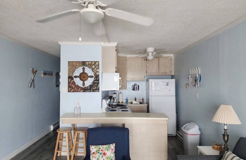 McCutcheon Field Condominio | Watch Amazing Sunrises | 1 Bed, 1 Bath