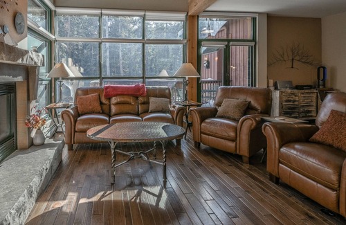 Keystone Casa | Ski Tip 8722: Hermoso apartamento de 2 habitaciones ubicado en East Keystone. Corto viaje en coche a las pistas.
