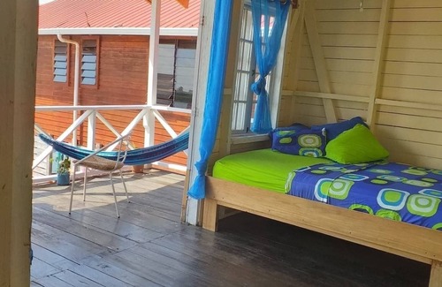 Bocas del Toro Cama Y Desayuno | Agua caraïbienne casa influencia Wabi Sabi
