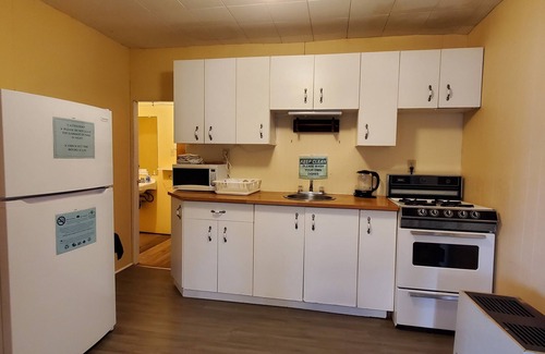 Hastings Cabaña | Water Front 2 Bedroom Cottage 4