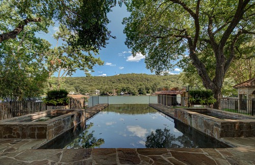 Oak Shores On Lake Austin Casa | FRENTE AL AGUA LAGO AUSTIN ESTATE
