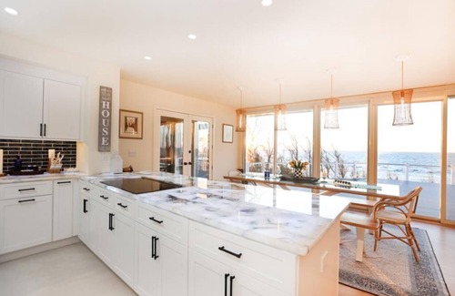 Villas Casa | Water Front Property with Customized Pool and Spa with private access to the Delaware Bay