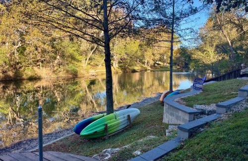 New Braunfels Casa | Water Haus - LITE