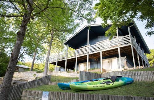 New Braunfels Casa | Water Haus