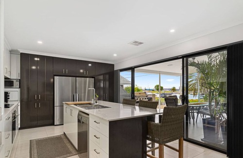 Halls Head Casa | Water Lovers Haven in Mandurah