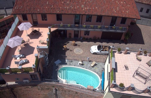 Monticello d'Alba Apartamento | Water Mirrors - Green Key Apartments and Spa