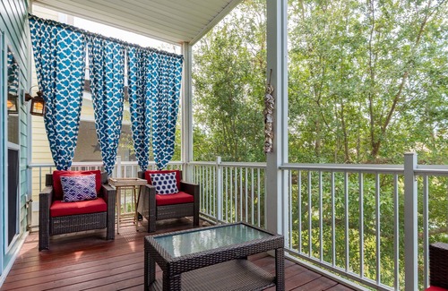 Waters Edge Casa | Water's Edge 101 - 3BR/3BA Updated Townhome - Pool - Fishing Dock