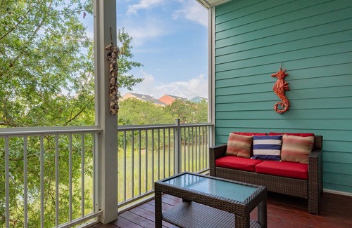 Waters Edge Casa | Water's Edge 101 - 3BR/3BA Updated Townhome - Pool - Fishing Dock