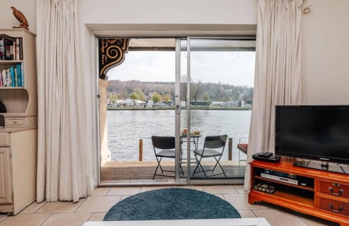 Henley-on-Thames Apartamento | Water s Edge - From 300 Per Night