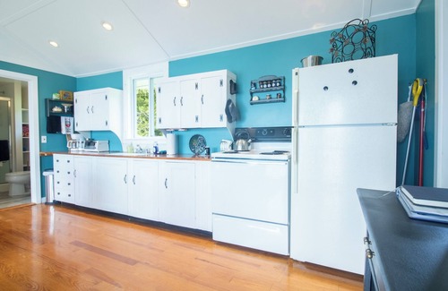 Franklin Casa | Water's Edge - George's Pond