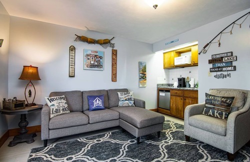 Big Cedars Apartamento | Suite de 2 hab., Justo en el lago Tablerock. ¡Pasos a la orilla! Cerca de Big Cedar Lodge Red Bud Cove