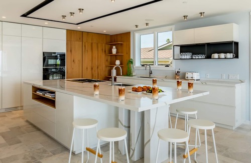 The Mesa Casa | Water's Edge - Modern Cliffside Luxury in Santa Barbara