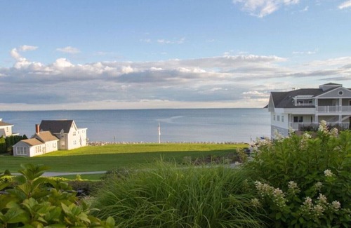 Westbrook Center Casa | Water's Edge Resort y spa con piscina cubierta y al aire libre y playa. Condo Sleeps 6