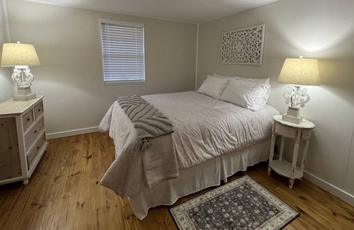 Fairhope Casa | Water View and Access on Fly Creek Fairhope