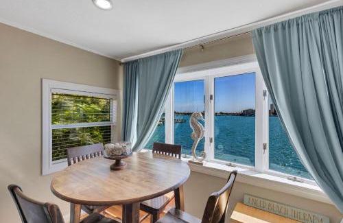 Clearwater Beach Complejo | Water View & Heated Pool - Steps to Sand, Bayview Beauty B-5