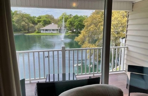 Demere Park Condominio | Water View - optional BIKES - Walk 2 Pier Village