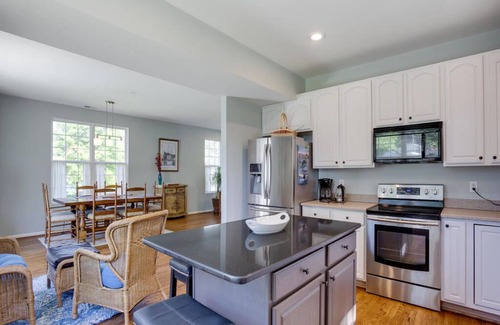 Deale Casa | Water Views- Boating Fishing -Annapolis-DC-Chesapeake Bay-Kayaking-Paddle Boards