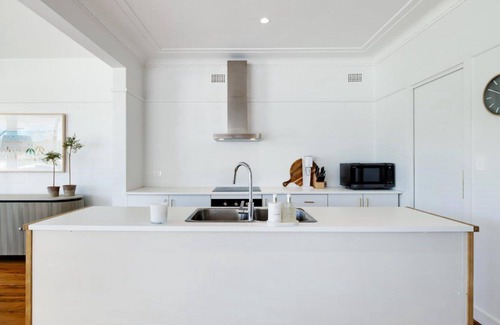 Pretty Beach Central Coast Casa | WATERS EDGE WAGSTAFFE