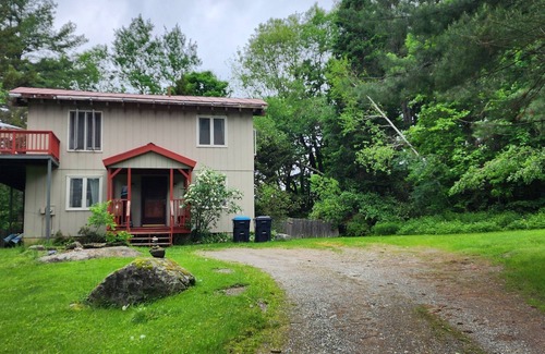 Waterbury Center Apartamento | waterbury stowe studio with private entrance and outdoor hot tub