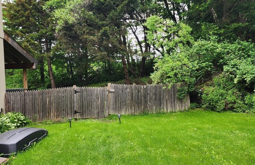 Waterbury Center Apartamento | waterbury stowe studio with private entrance and outdoor hot tub