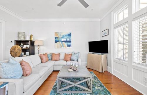 Beach District Casa | WaterColor 1660 #302 by 30A Escapes