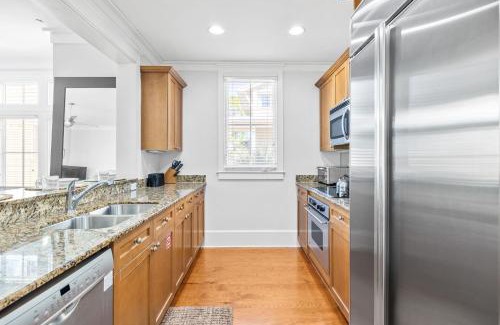 Beach District Casa | WaterColor 1660 #302 by 30A Escapes