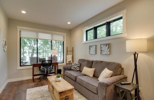 Alexandria Casa | Watercraft and Dock Lakefront Retreat in Alexandria