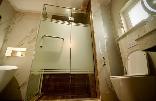 Lagos Hotel | Watercress Hotels