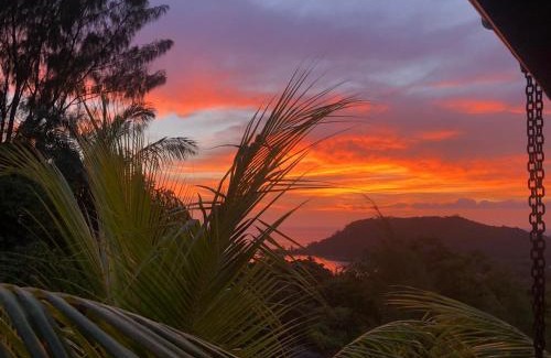 Mahe Island Cama Y Desayuno | Waterfall Accomodation