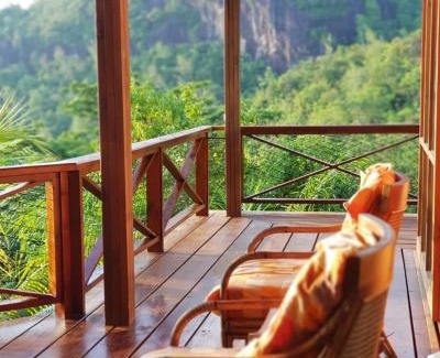 Mahe Island Cama Y Desayuno | Waterfall Accomodation