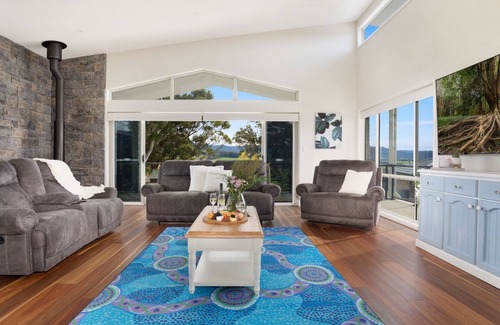Jerrara Casa | Waterfall Rest – Stunning oasis amongst the hills